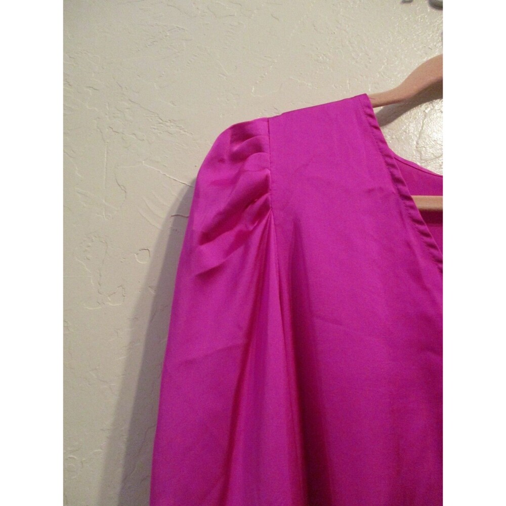 Sam & Jess Womens Sz M Satin Surplice Long Sleeve Puff Shoulder Top Pink Silky - Picture 5 of 9